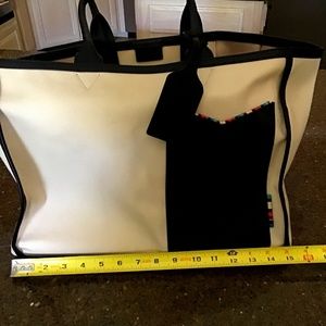 Royal Albartross (London) Large Tote